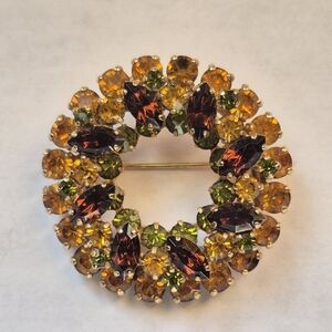 Vintage Signed Sherman wreath brooch